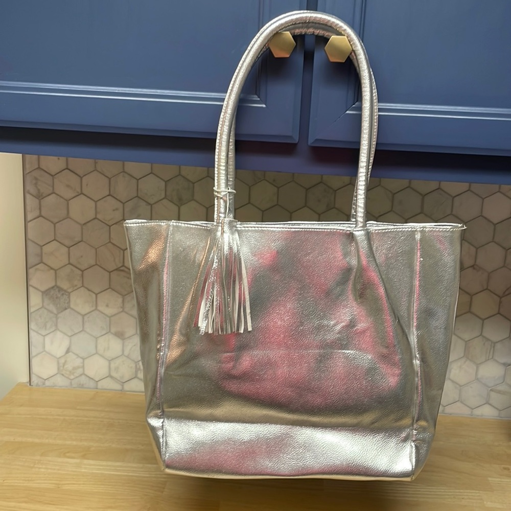 Glamorous roomy Silver Tote purse bag with Reflective Finish